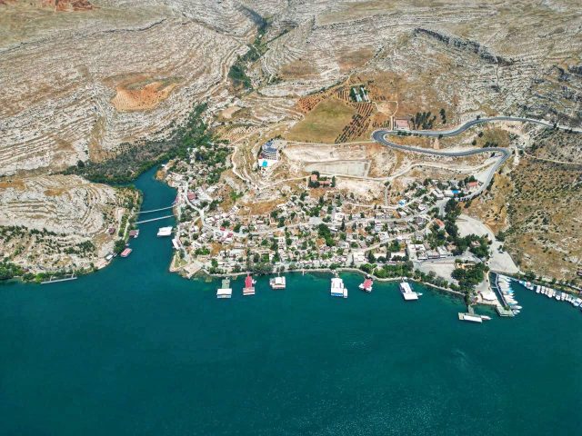 Euphrates River-Halfeti,Şanlıurfa, Türkiye